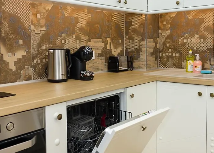 2bd In The Heart Of With Parking - Gold By Flat Mаnаger