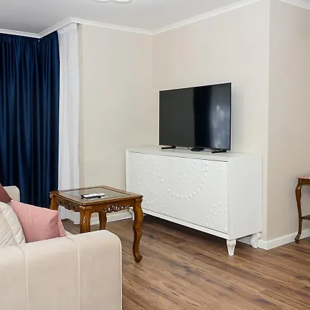 2bd In The Heart Of With Parking - Gold By Flat Mаnаger Apartament *